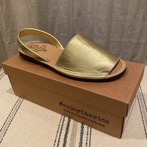 Alejandrinas Gold Sandal